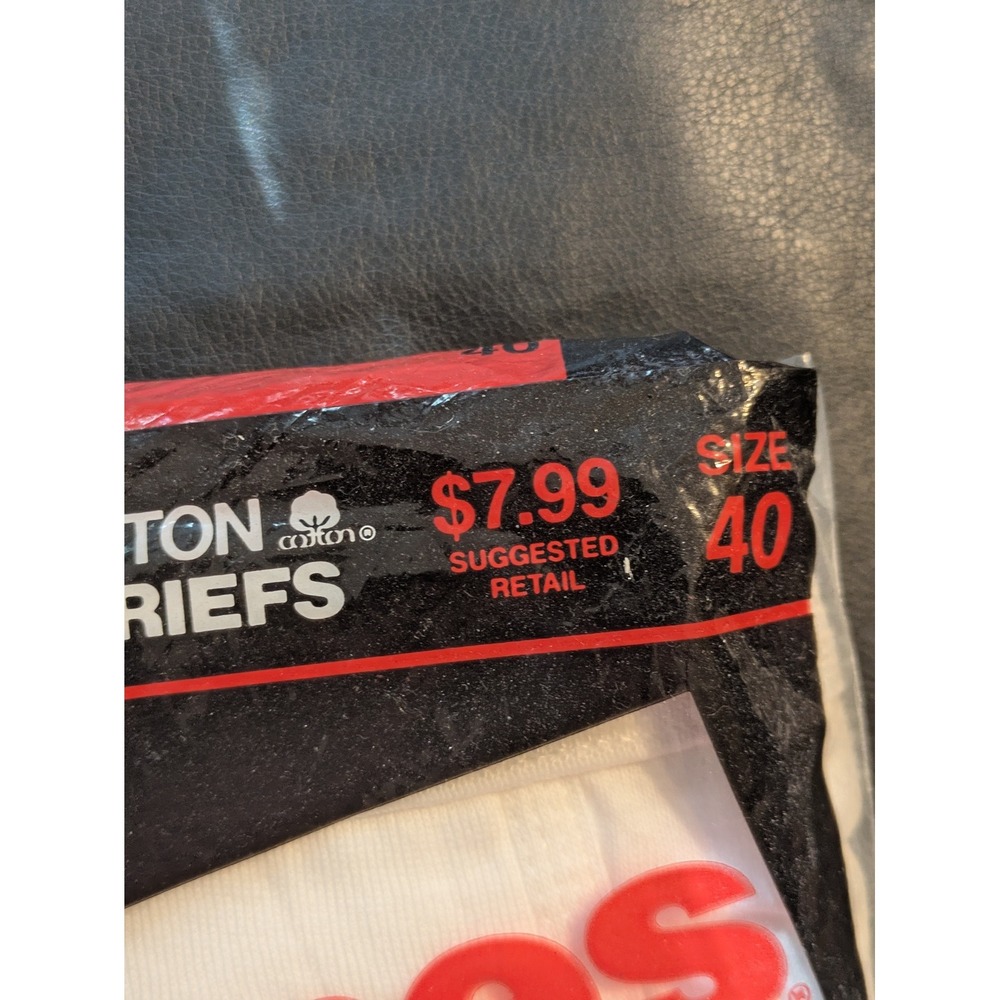 Vintage 1985 Hanes Mens Briefs 3 Pack White 100% Cotton Made in USA Size 40 NEW - Picture 2 of 4